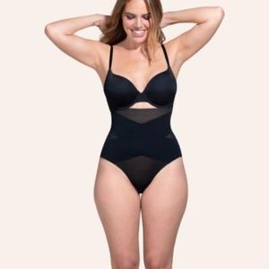 Honeylove Superpower Thong- Size L